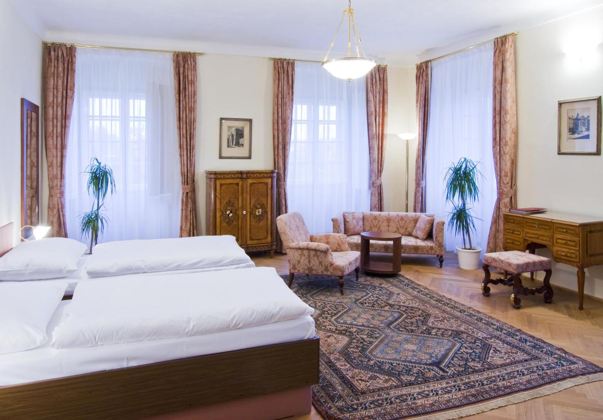 ホテル シャトー リブリツェ Byšice 部屋 写真